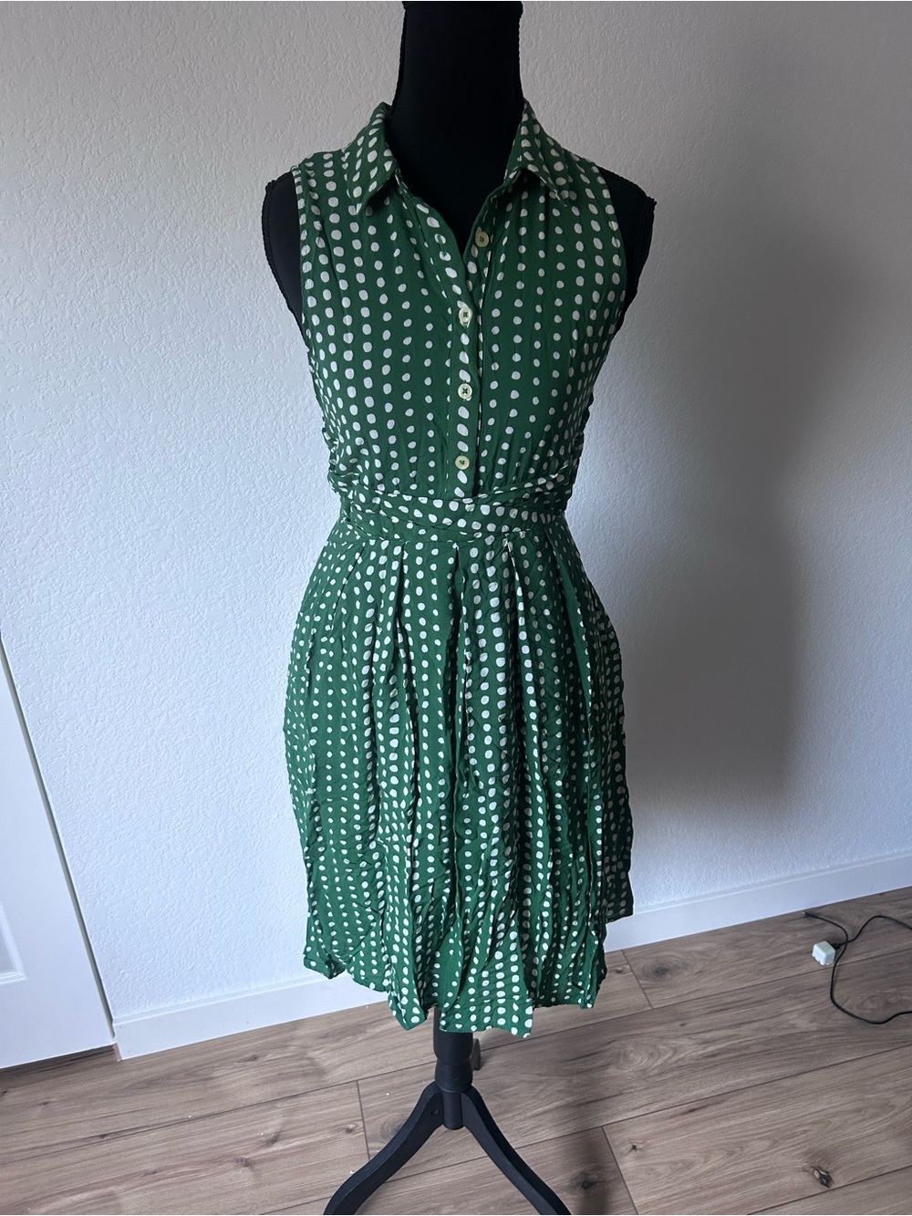 Anthro Sleeveless Green Polka Dot Shirtwaist Dress Vintage Inspired